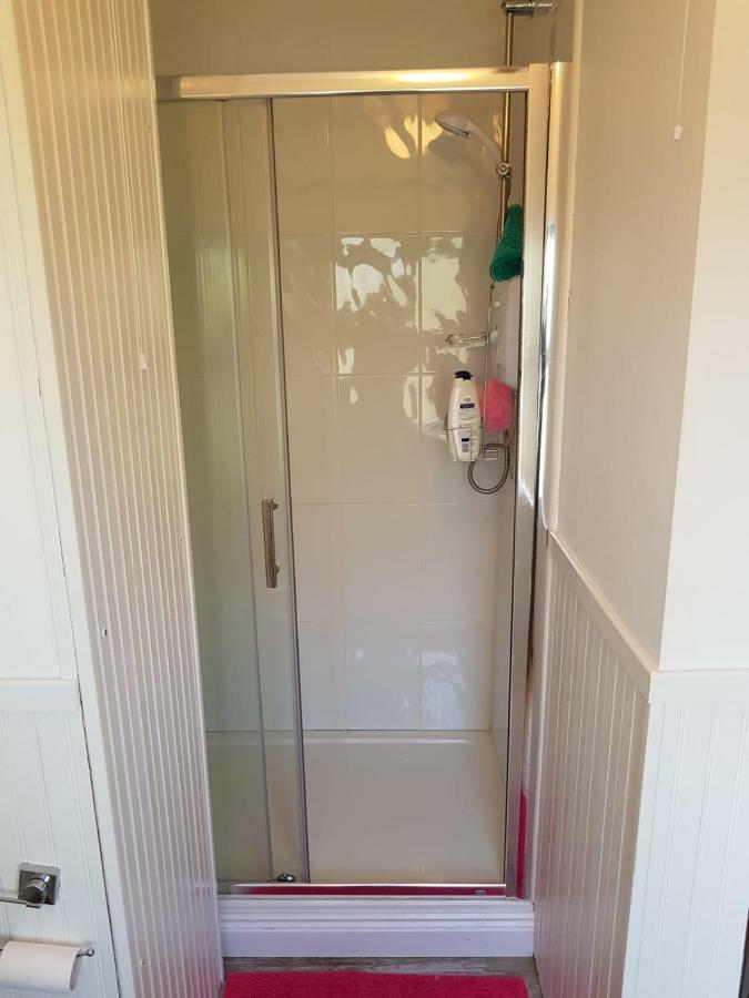 Killucan Nanny Quinn'S Apartment מראה חיצוני תמונה